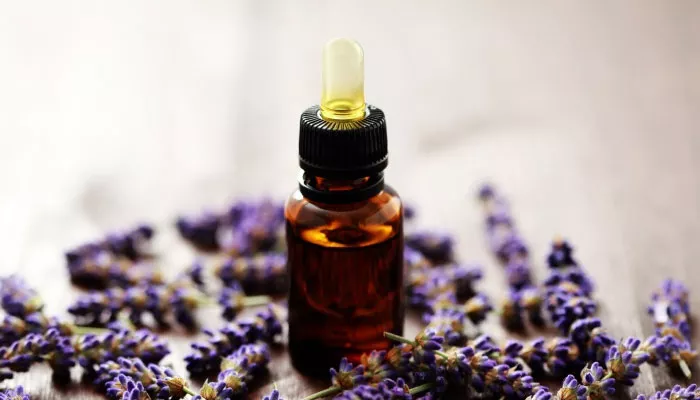 6 Essential Oils You Need To Keep At Home | Healthmug