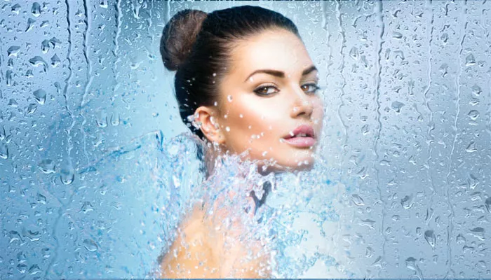 Say Goodbye To All Your Skin Woes This Monsoon!